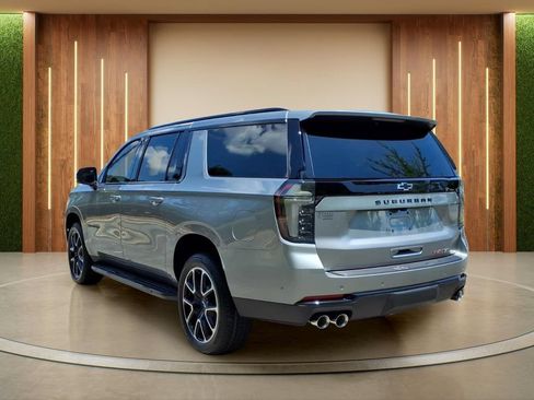 New 2026 Chevrolet Suburban RST w/ Comfort Package AWD/4WD image 31