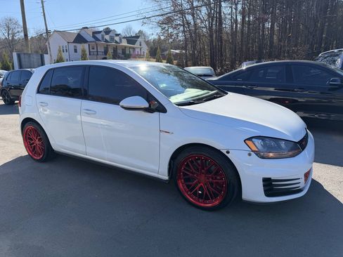 Used 2016 Volkswagen GTI Autobahn w/ Lighting Package (SEL) FWD image 3
