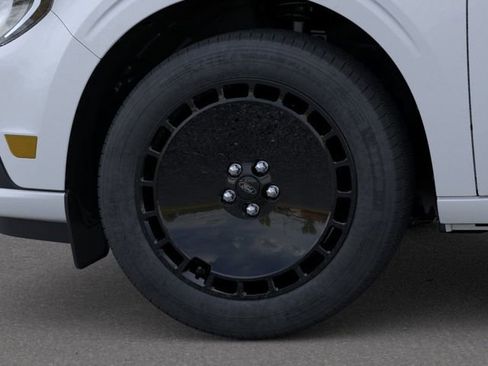 New 2026 Ford Maverick Lobo AWD/4WD image 24