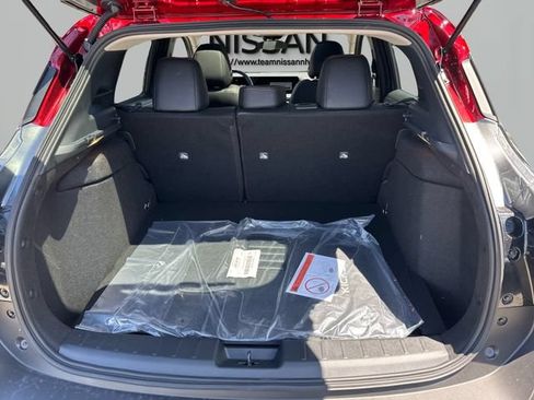 Used 2025 Nissan Kicks SR w/ SR Premium Package AWD/4WD image 25