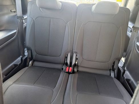 Used 2024 Jeep Grand Cherokee L Laredo RWD image 20