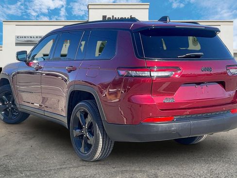 Certified 2023 Jeep Grand Cherokee L Laredo image 12