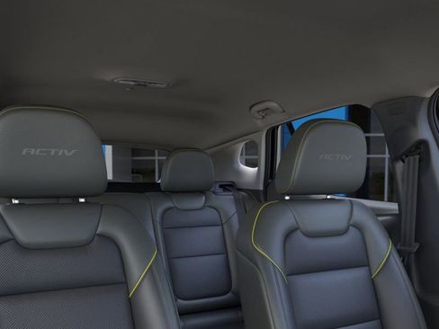 New 2026 Chevrolet Trax ACTIV FWD image 40