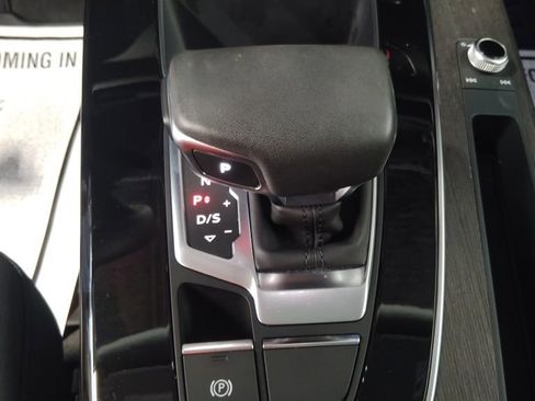 Used 2024 Audi Q5 2.0T Premium w/ Convenience Package image 20