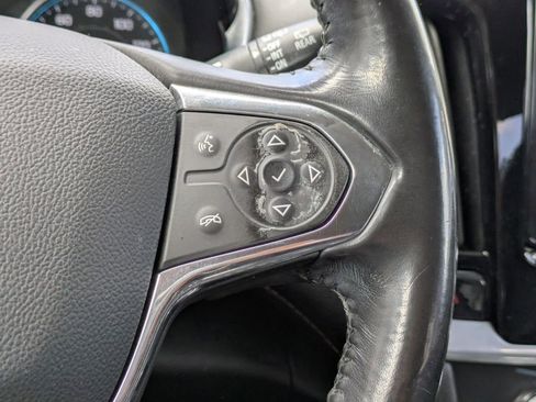 Used 2019 Chevrolet Traverse LT image 28