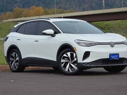 Used 2023 Volkswagen ID.4 2WD image 1