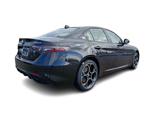 New 2026 Alfa Romeo Giulia AWD image 4