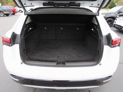 Used 2021 Buick Envision Essence w/ Sport Touring Package image 25