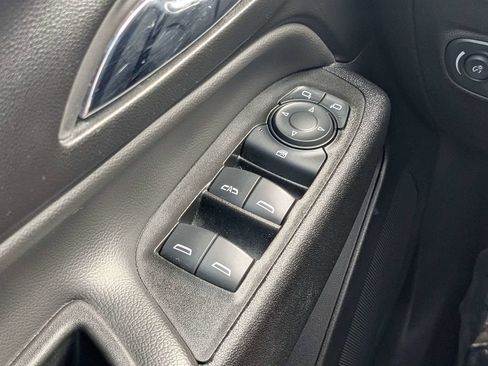 Used 2024 Chevrolet Equinox LT FWD image 21