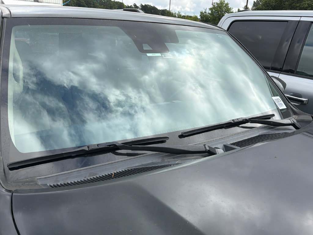 Used 2021 Toyota 4Runner SR5 Premium w/ Moonroof Package AWD/4WD image 16