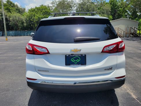 Used 2020 Chevrolet Equinox LT FWD image 6