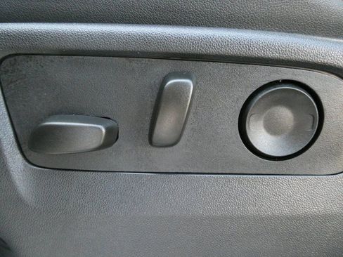 Certified 2025 GMC Sierra 1500 AT4 w/ AT4 Premium Package image 26