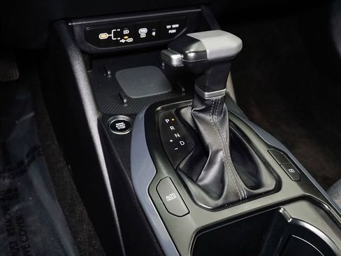 Certified 2025 Kia K4 EX image 17