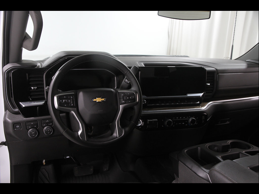 Used 2026 Chevrolet Silverado 2500 LT AWD/4WD image 7