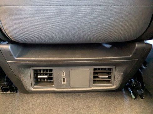 Used 2024 Chevrolet Silverado 1500 Custom image 13