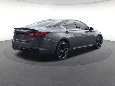 Certified 2025 Nissan Altima 2.5 SR image 7