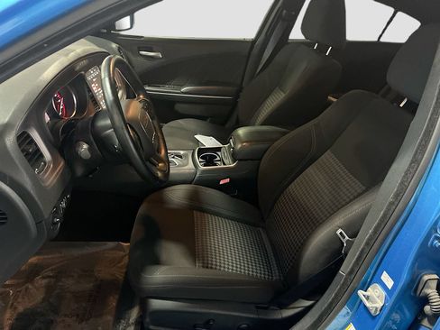 Used 2023 Dodge Charger SXT w/ Cold Weather Package RWD image 19