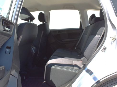 Used 2018 Subaru Forester 2.5i w/ Alloy Wheel Package AWD/4WD image 26