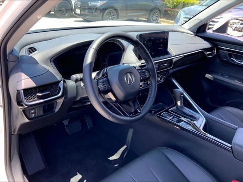 Used 2025 Acura ADX AWD image 18