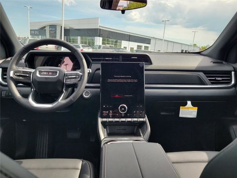 New 2026 GMC Terrain Elevation FWD image 11