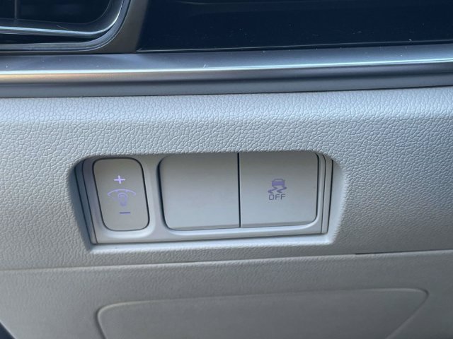 Used 2025 Kia Sorento S w/ Panoramic Sunroof Package FWD image 20