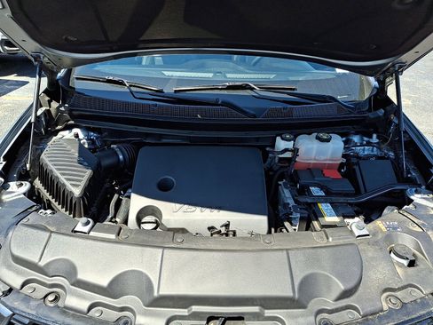 Used 2023 Chevrolet Traverse RS w/ LPO, Floor Liner Package AWD/4WD image 29