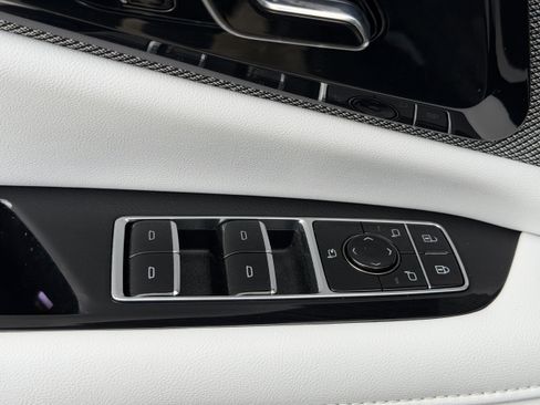 New 2026 Cadillac Optiq Luxury 1 RWD image 18