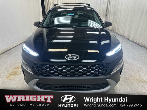 Certified 2023 Hyundai Kona SEL w/ Convenience Package image 2