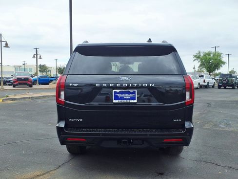 Used 2025 Ford Expedition Max Active image 5