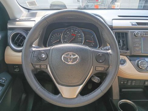 Used 2013 Toyota RAV4 Limited AWD/4WD image 10