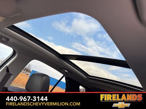 Certified 2021 Chevrolet Equinox Premier image 3