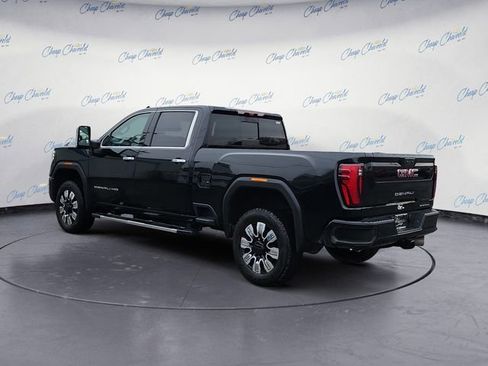 Used 2024 GMC Sierra 2500 Denali w/ Denali Reserve Package image 3