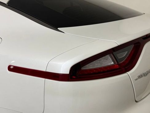 Used 2018 Kia Stinger GT2 AWD/4WD image 13