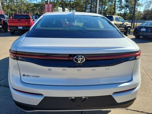 New 2026 Toyota Crown XLE image 5