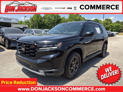 Used 2025 Honda Pilot TrailSport image 1