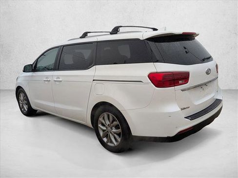 Used 2021 Kia Sedona EX image 7