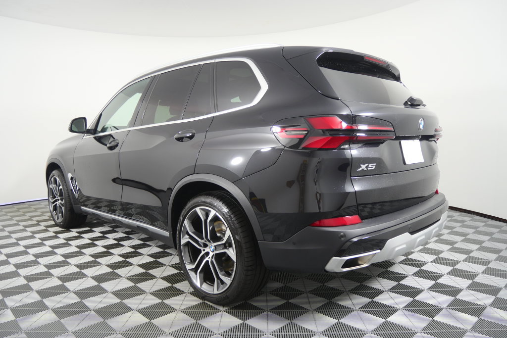 Certified 2026 BMW X5 sDrive40i RWD image 6