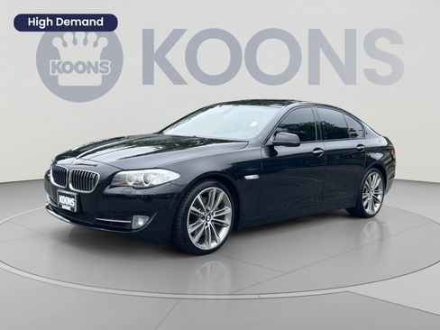 Used 2011 BMW 550i Sedan RWD image 1