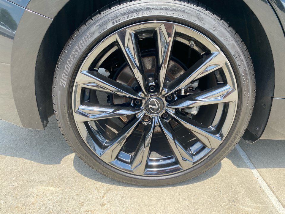 Used 2021 Lexus IS 350 F Sport w/ Accessory Package 2 AWD/4WD image 27