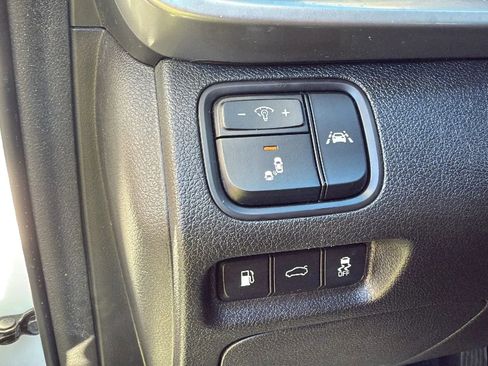 Used 2019 Kia Optima LX image 37