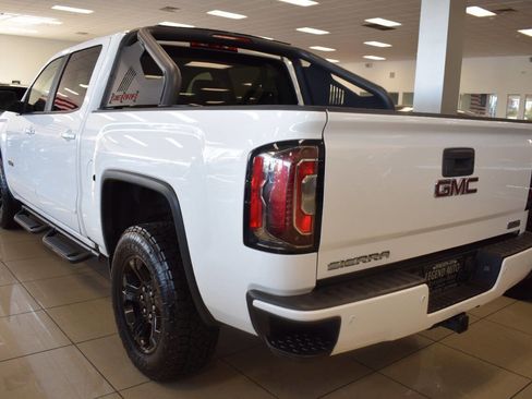 Used 2017 GMC Sierra 1500 SLT w/ All Terrain X Package image 6