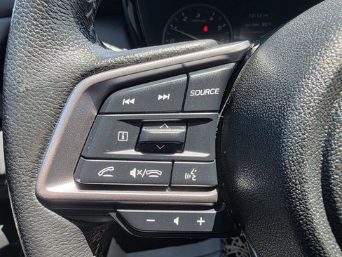 Used 2024 Subaru Outback Premium AWD/4WD image 17