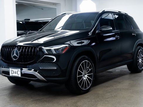 Used 2021 Mercedes-Benz GLE 350 4MATIC image 3