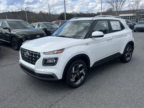 New 2026 Hyundai Venue SEL image 3