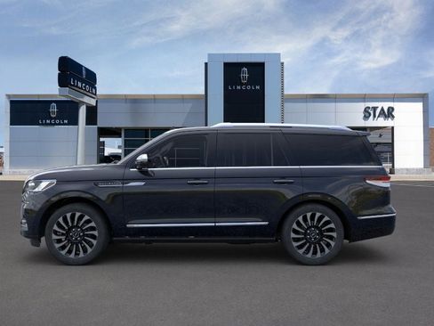 New 2023 Lincoln Navigator Black Label image 3