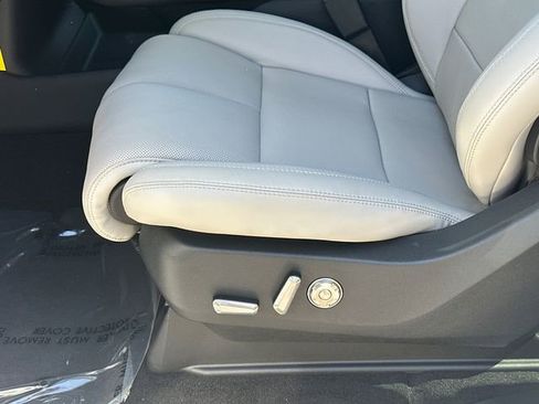 New 2026 Lincoln Navigator L Reserve image 11