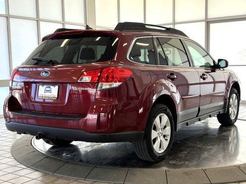 Used 2012 Subaru Outback 2.5i Limited w/ Moonroof Pkg image 9