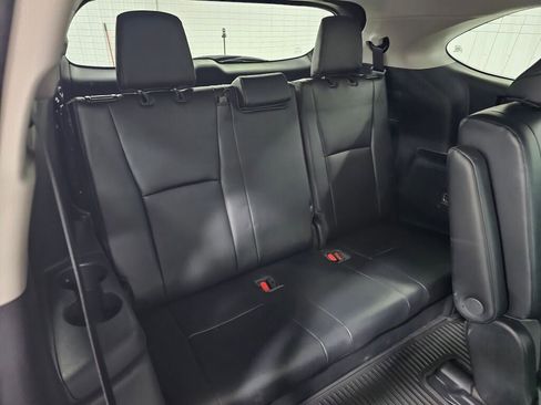 Used 2022 Toyota Highlander XLE image 20