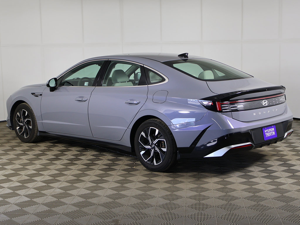 Used 2024 Hyundai Sonata SEL AWD/4WD image 8