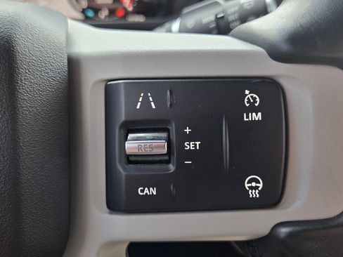 Used 2023 Land Rover Defender 110 S AWD/4WD image 24